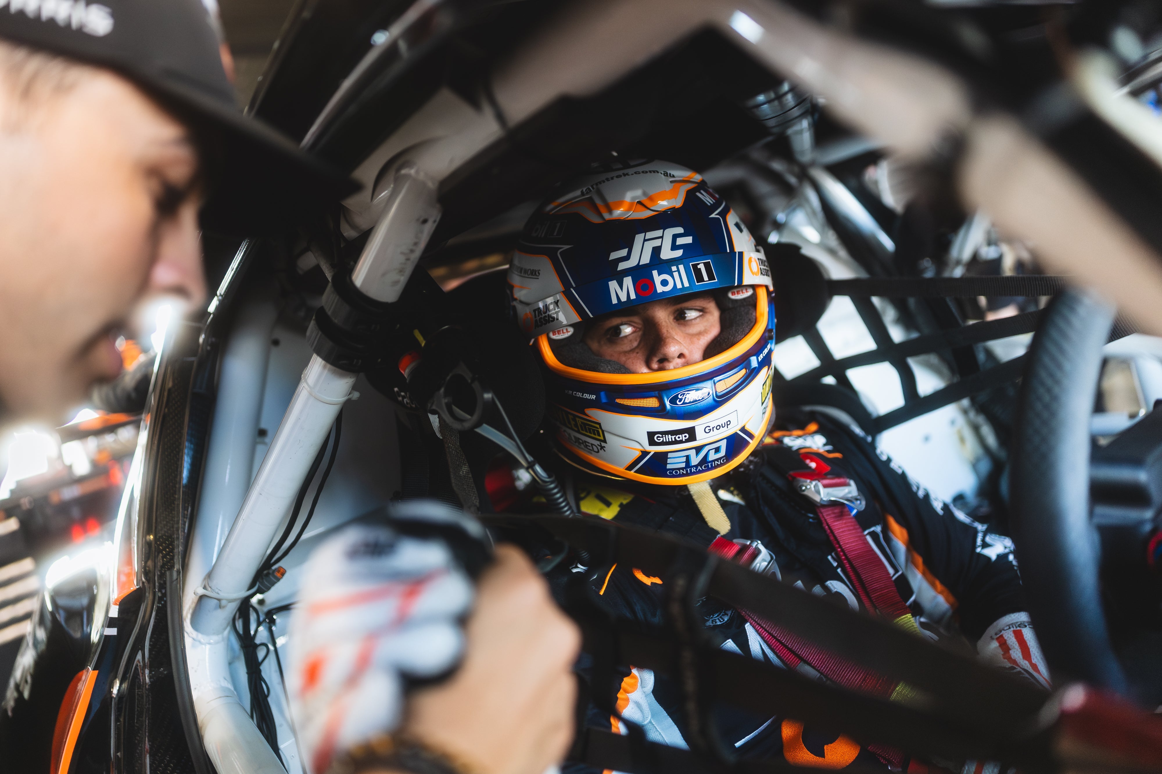 WOODY CONSOLIDATES FINALS BERTH AFTER STRONG SIXTH AT THE BEND